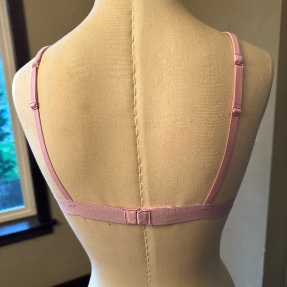 SKIMS Soft Pink Triangle Plunge Bralette - Picture 3 of 4